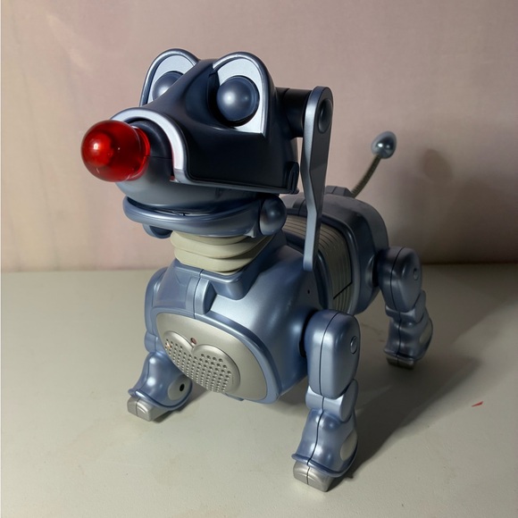 Tomy 2000 Robot Dog - Dog.com - Untested - Picture 1 of 9
